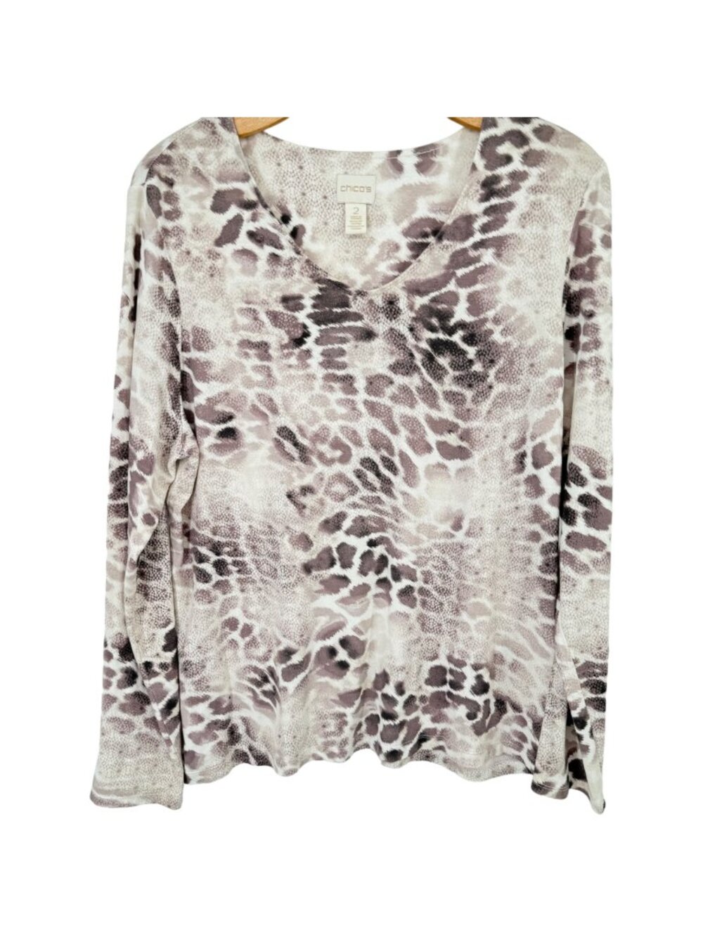 Chico's 2 Animal Print Vanessa V-Neck Top Size large womens knit rayon lavender